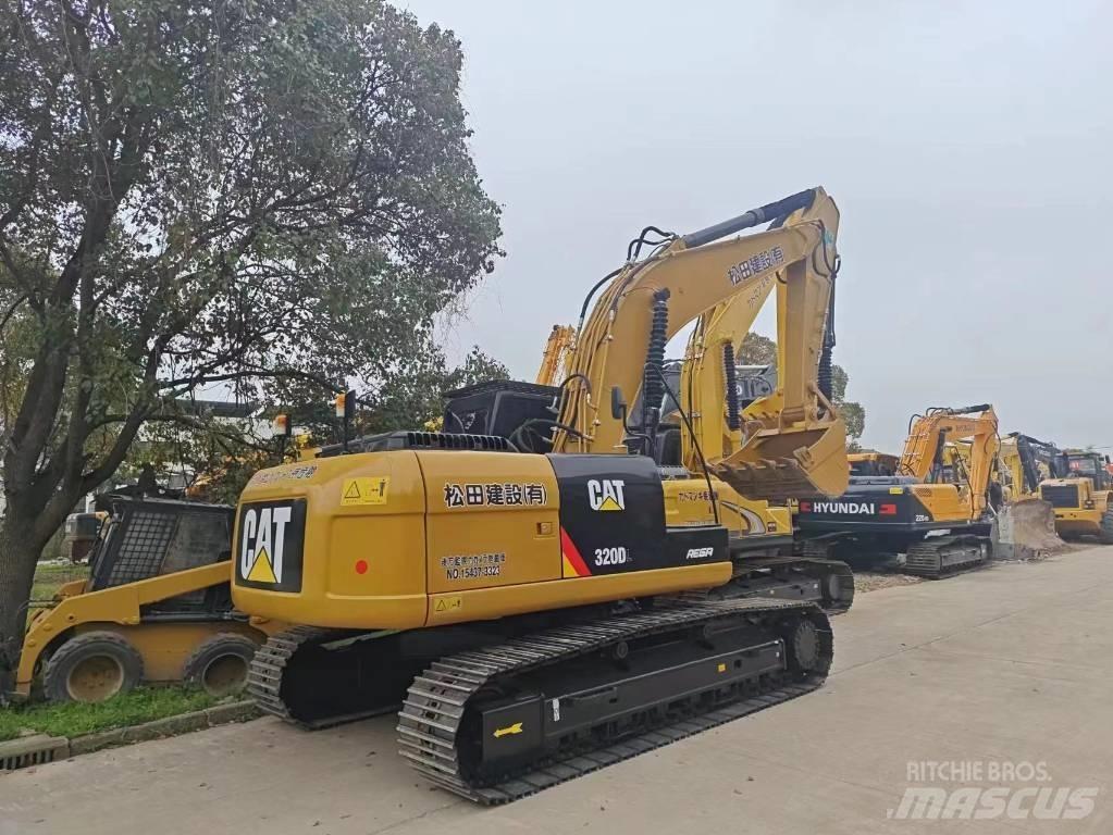 CAT 320 D L Pásové rýpadlá