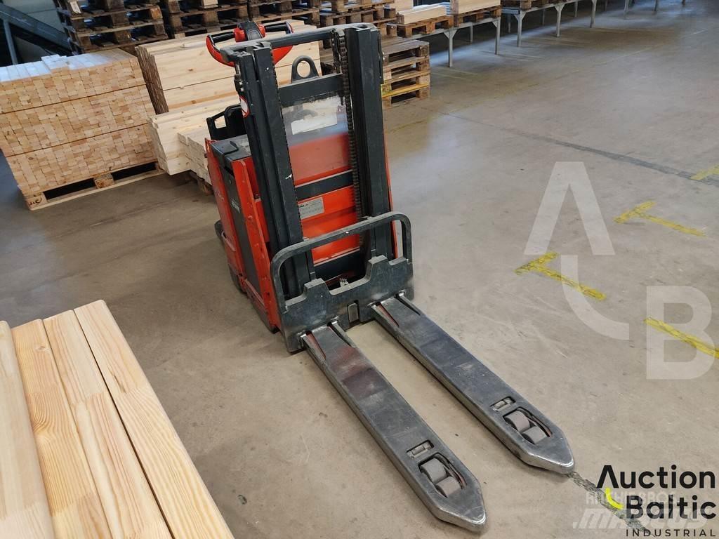 Linde L12 L Ručne vedené vysokozdvižné vozíky
