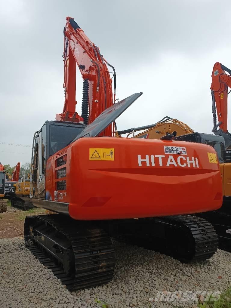 Hitachi ZX 200 Pásové rýpadlá