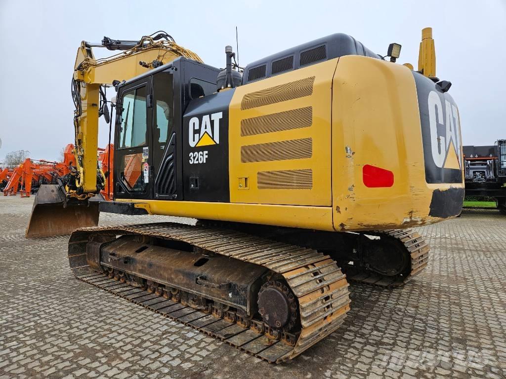 CAT 326 F L Pásové rýpadlá