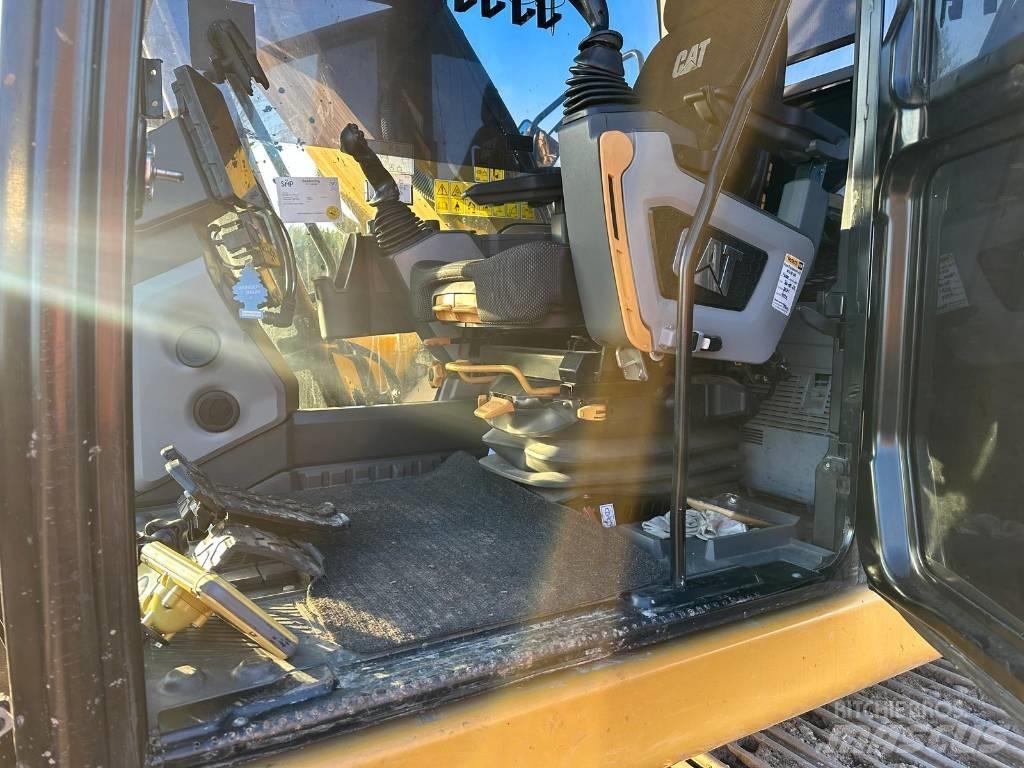 CAT 320 Pásové rýpadlá