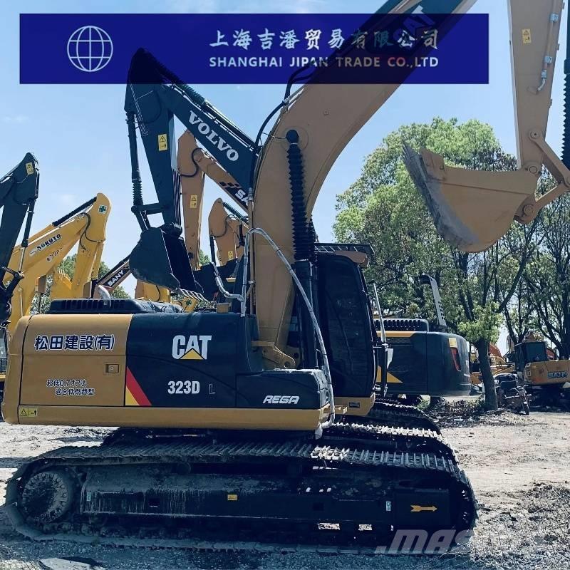CAT 323 D Pásové rýpadlá