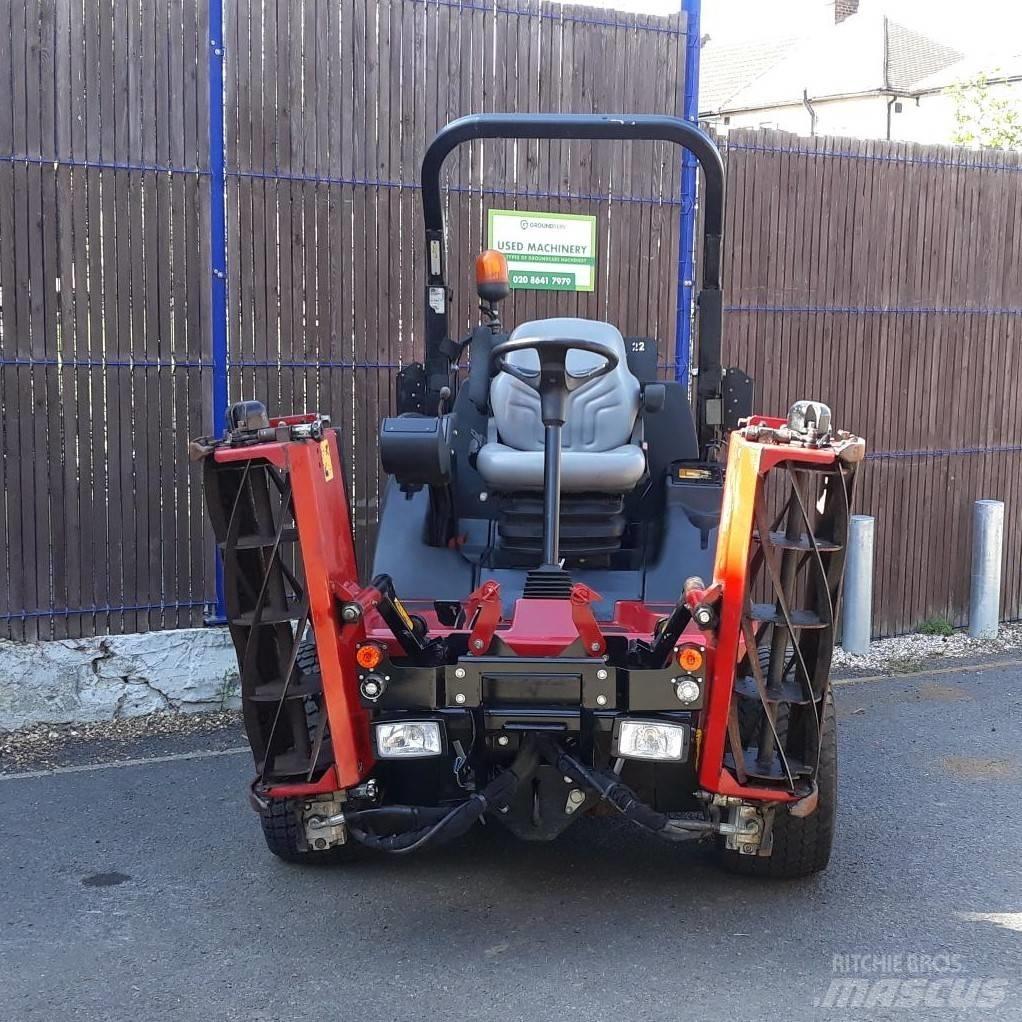 Toro LT3340 Kosačky na kosenie roughov a semiroughov