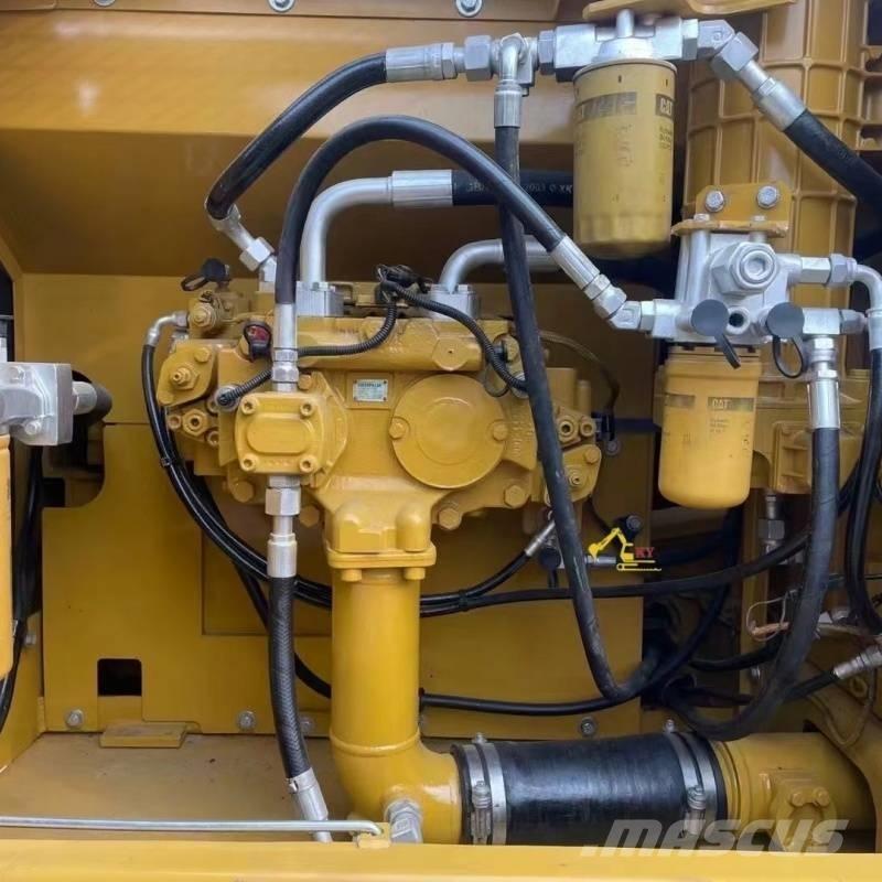 CAT 324 D Pásové rýpadlá