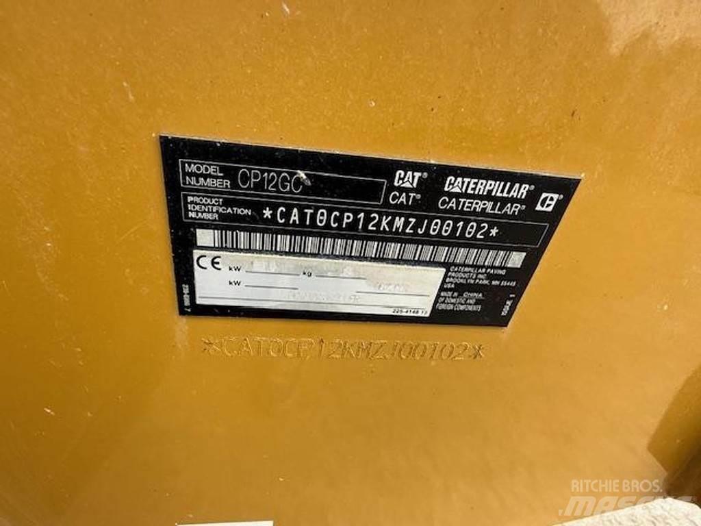 CAT CP12 GC Pôdne kompaktory