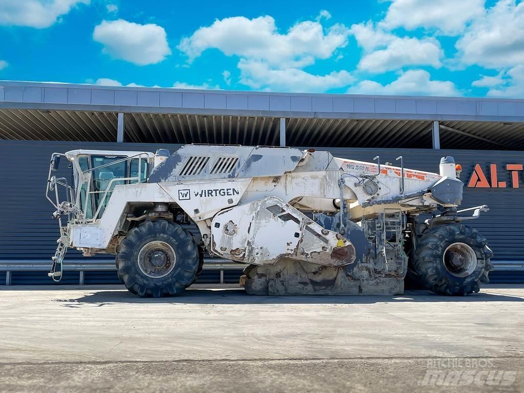 Wirtgen WR 240I Recyklovače asfaltu