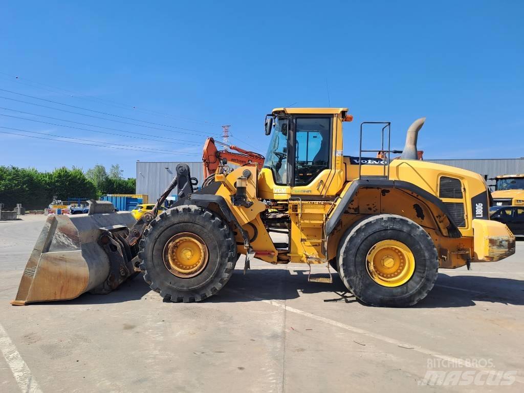 Volvo L180G Kolesové nakladače