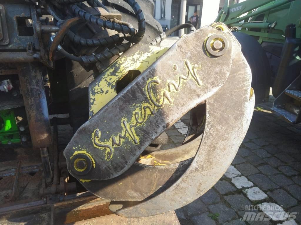 John Deere 6520 Lesné traktory