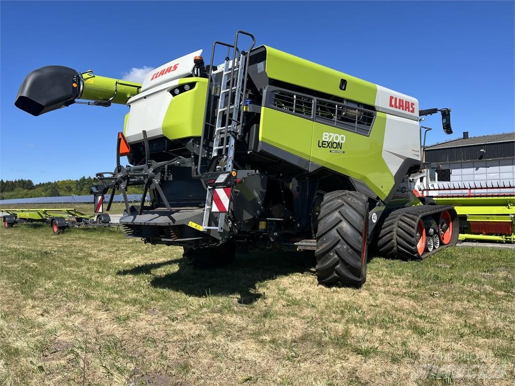 CLAAS Lexion 8700TT Kombinované zberacie stroje