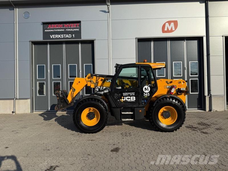 JCB 535-95 40km/h Teleskopické kolesové nakladače