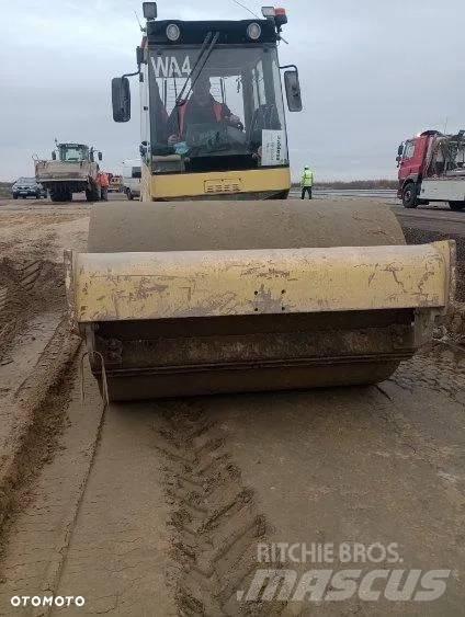 Bomag BW 213 D-4 Ťahačové valce