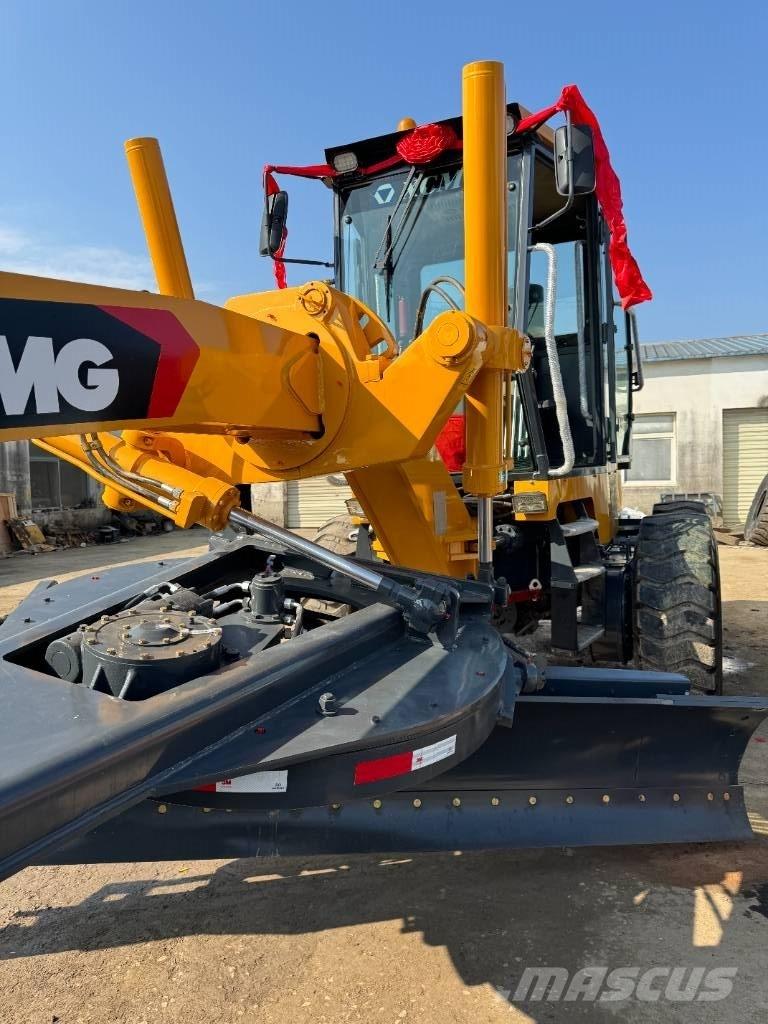XCMG GR 2153 Grejdery