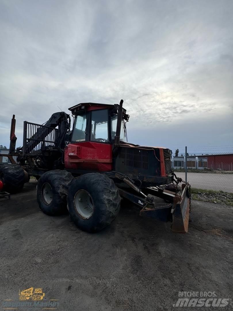 Valmet 890.3 Lesné traktory