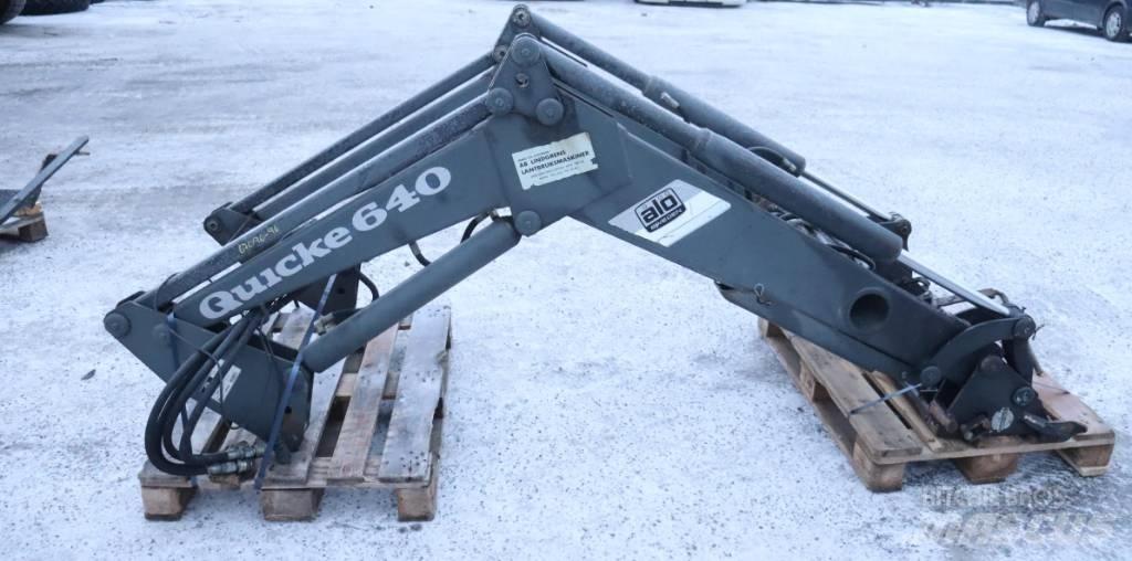 Belarus mtz 820 Čelné nakladače a rýpadlá