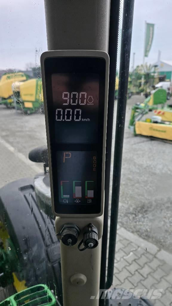 John Deere 7230 R Traktory