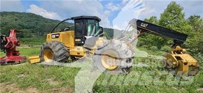 CAT 545D Skiddery