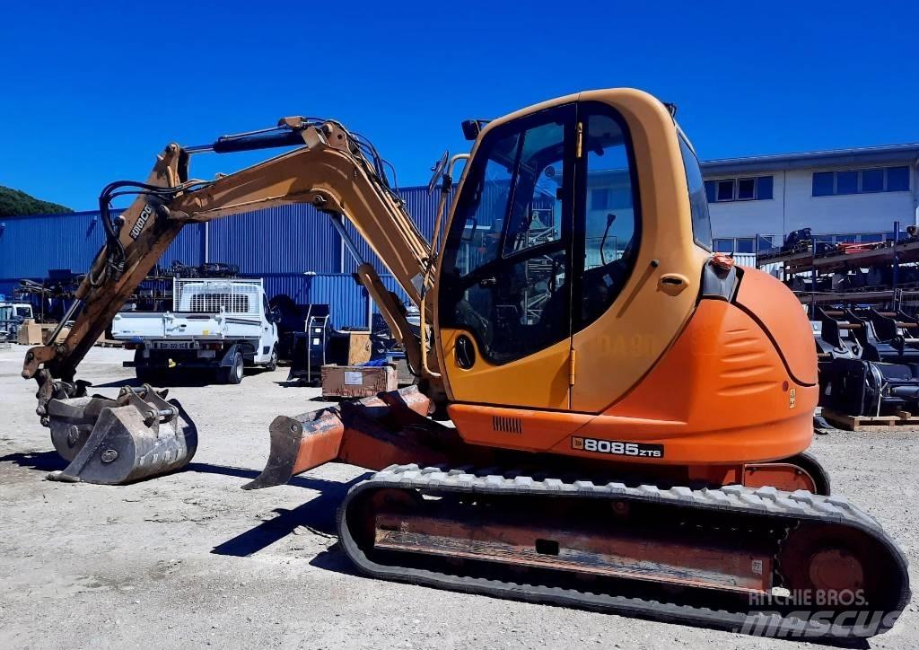 JCB 8085 Midi rýpadlá 7 t - 12 t