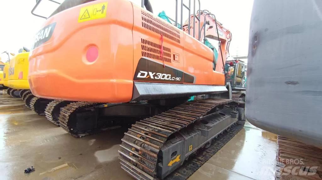 Doosan DX300 LC-9C Pásové rýpadlá