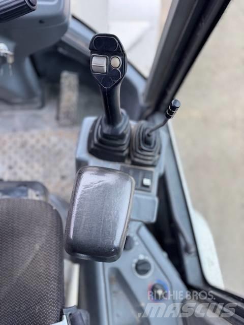 Volvo L 30 B Kolesové nakladače