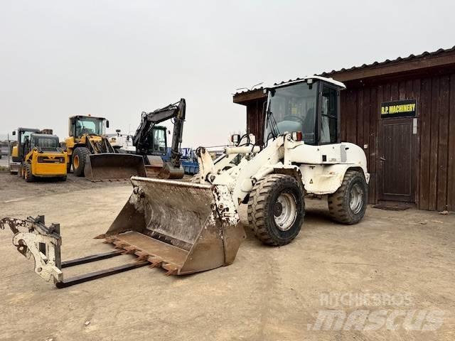 Volvo L 30 B Kolesové nakladače