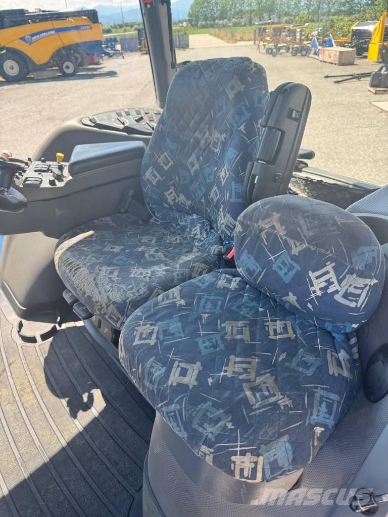 New Holland TG 285 Traktory