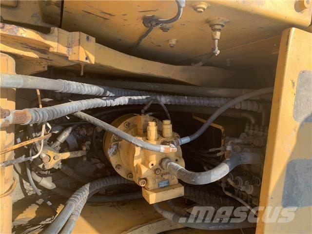 Hyundai R215-7 Pásové rýpadlá