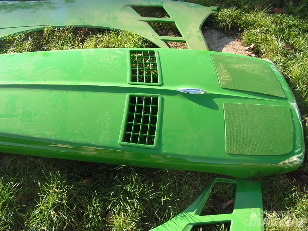 John Deere 8230 Podvozky a zavesenie kolies