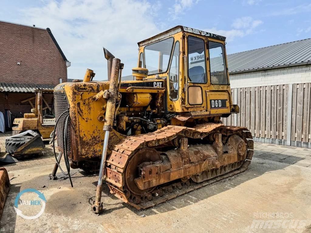 CAT D6D Pásové dozéry