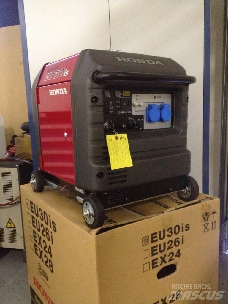Honda EU30is Benzínové generátory
