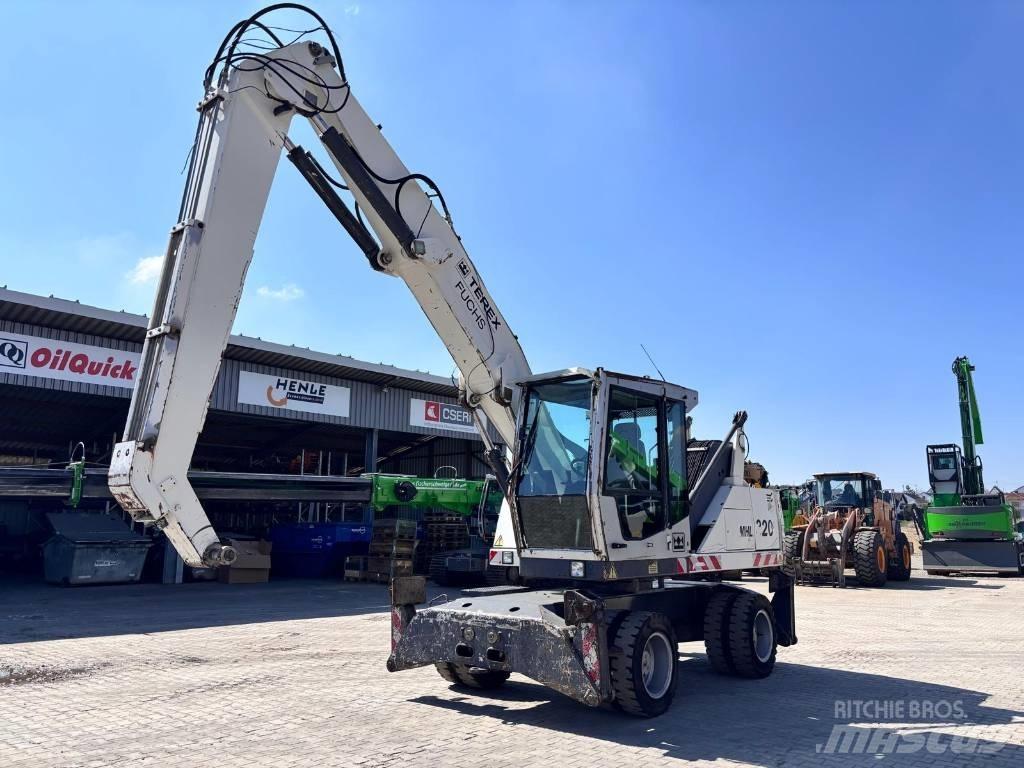 Fuchs MHL 320 Stroje pre manipuláciu s odpadom