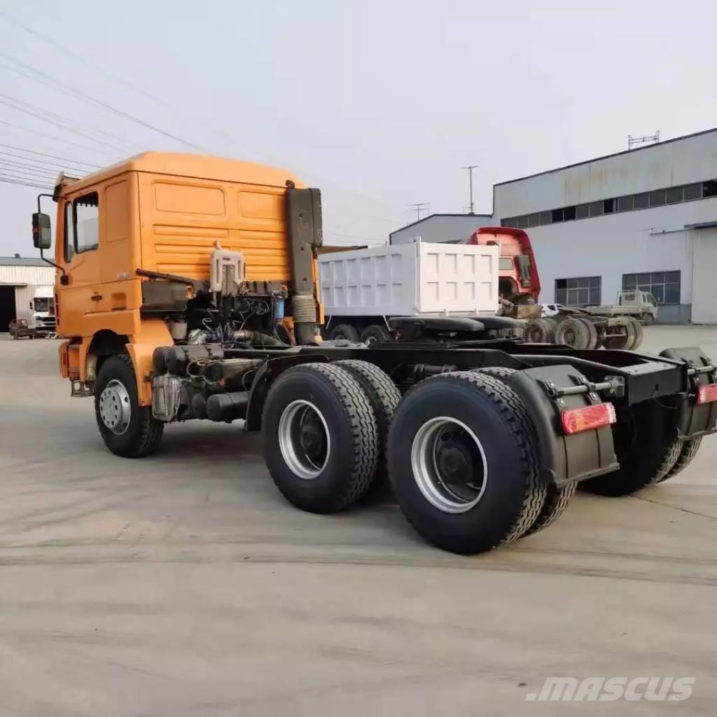 Shacman F3000 6x4 Ťahače