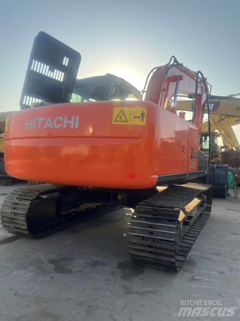 Hitachi ZX 120 Pásové rýpadlá