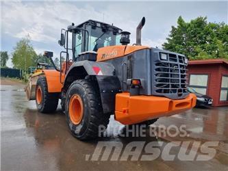 Hitachi ZW 250 Kolesové nakladače