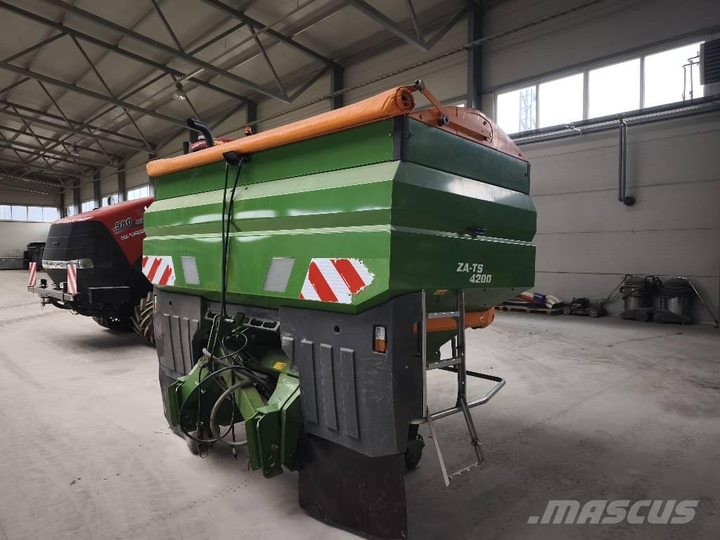 Amazone ZA-TS 4200 Rozmetadlá priemyselných hnojív