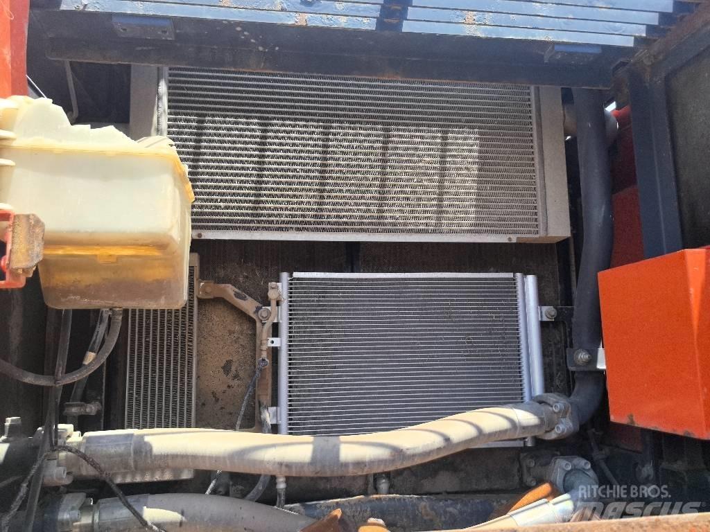 Doosan DX 340 LC Pásové rýpadlá