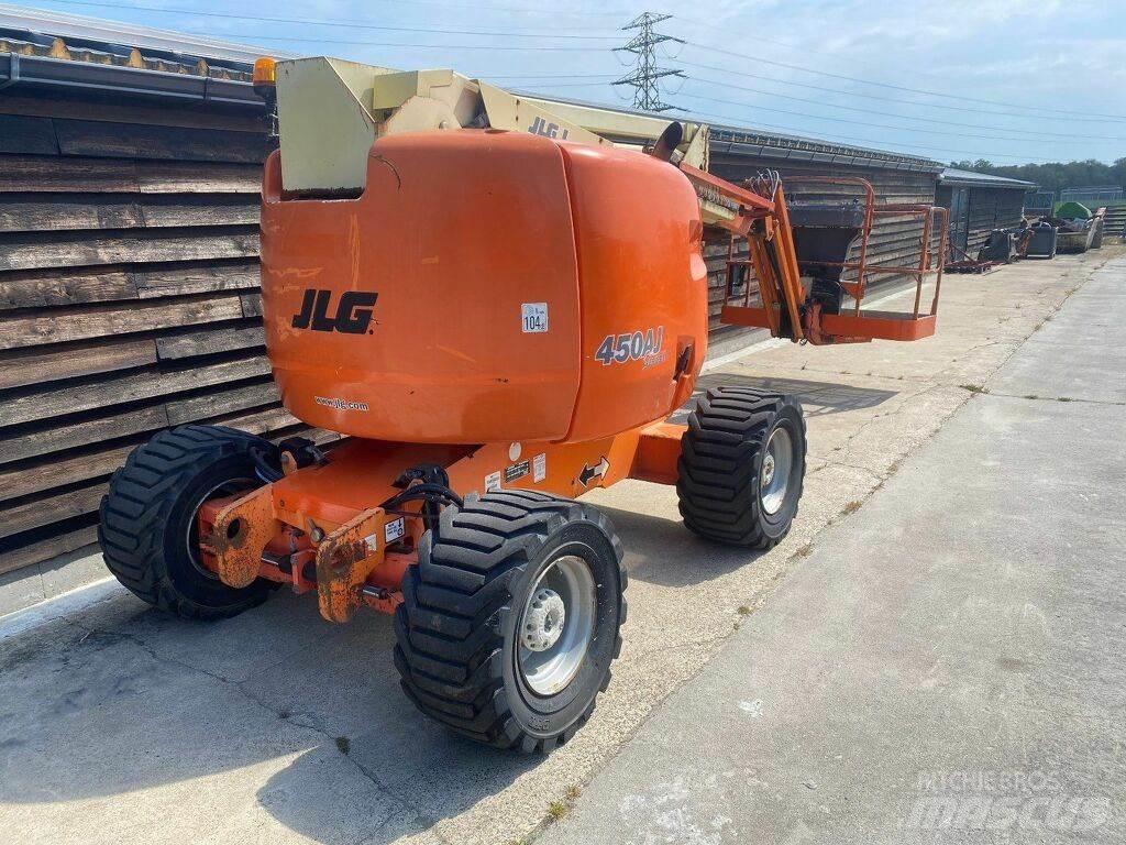 JLG 450AJ Kĺbové plošiny
