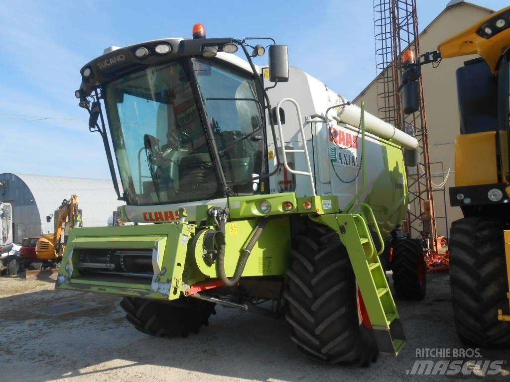 CLAAS Tucano 440 Kombinované zberacie stroje