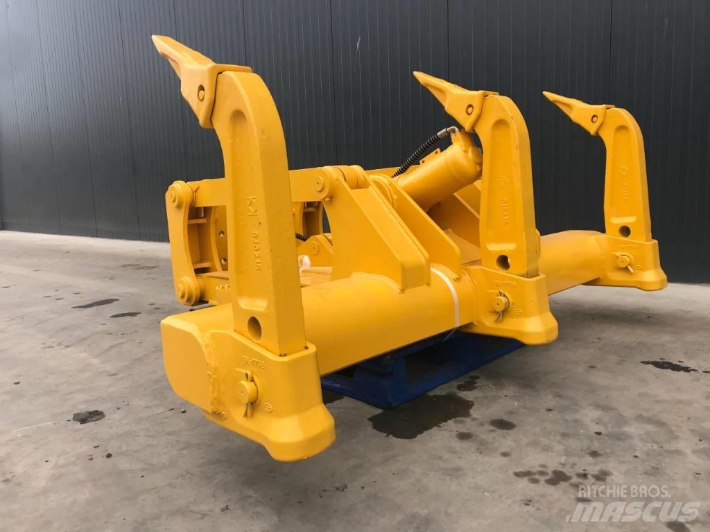 Komatsu D61 Rozrývače