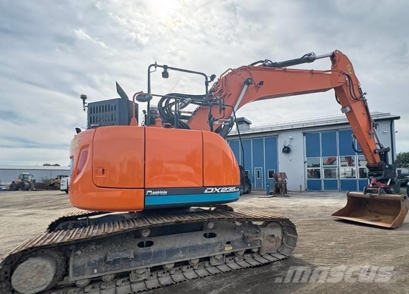 Doosan DX 235 LCR-5 Pásové rýpadlá