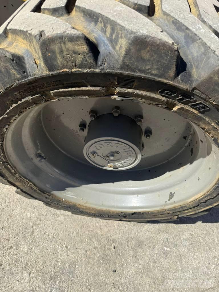 Genie Z 45/25 J RT Kĺbové plošiny