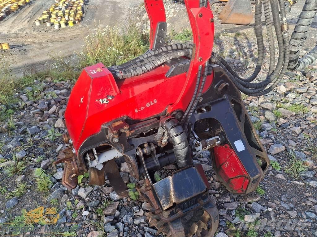 Komatsu c123 Žatevné hlavy