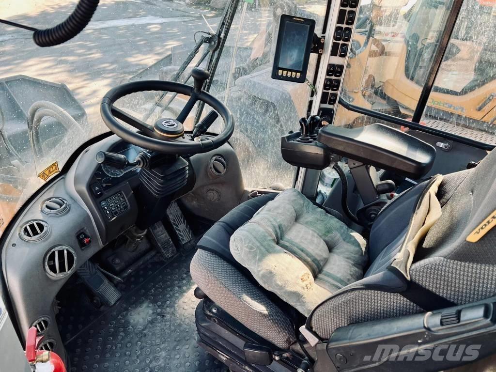 Volvo L 180 H Kolesové nakladače