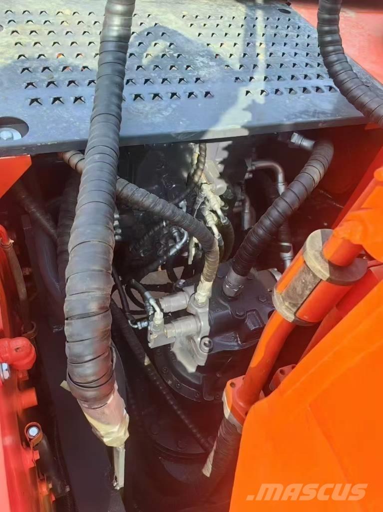 Doosan DX 225 LC Pásové rýpadlá