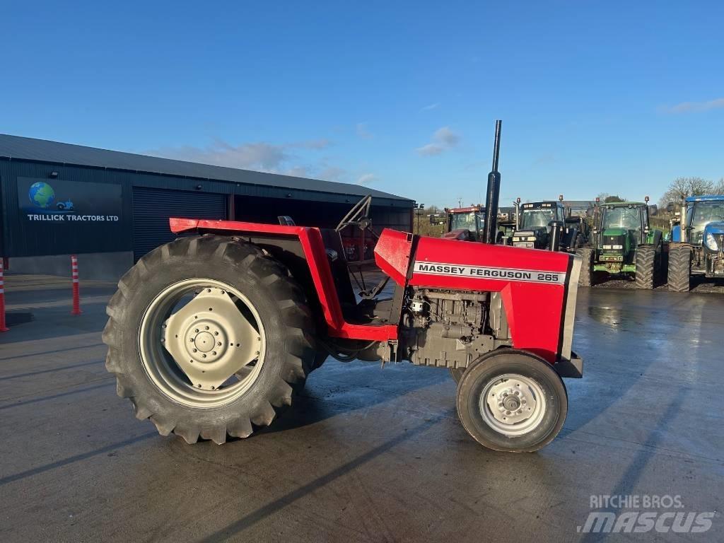 Massey Ferguson 265 Traktory