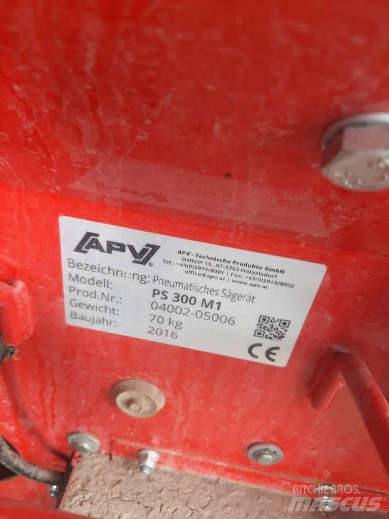 APV PS 300 M1 Mechanické sejačky