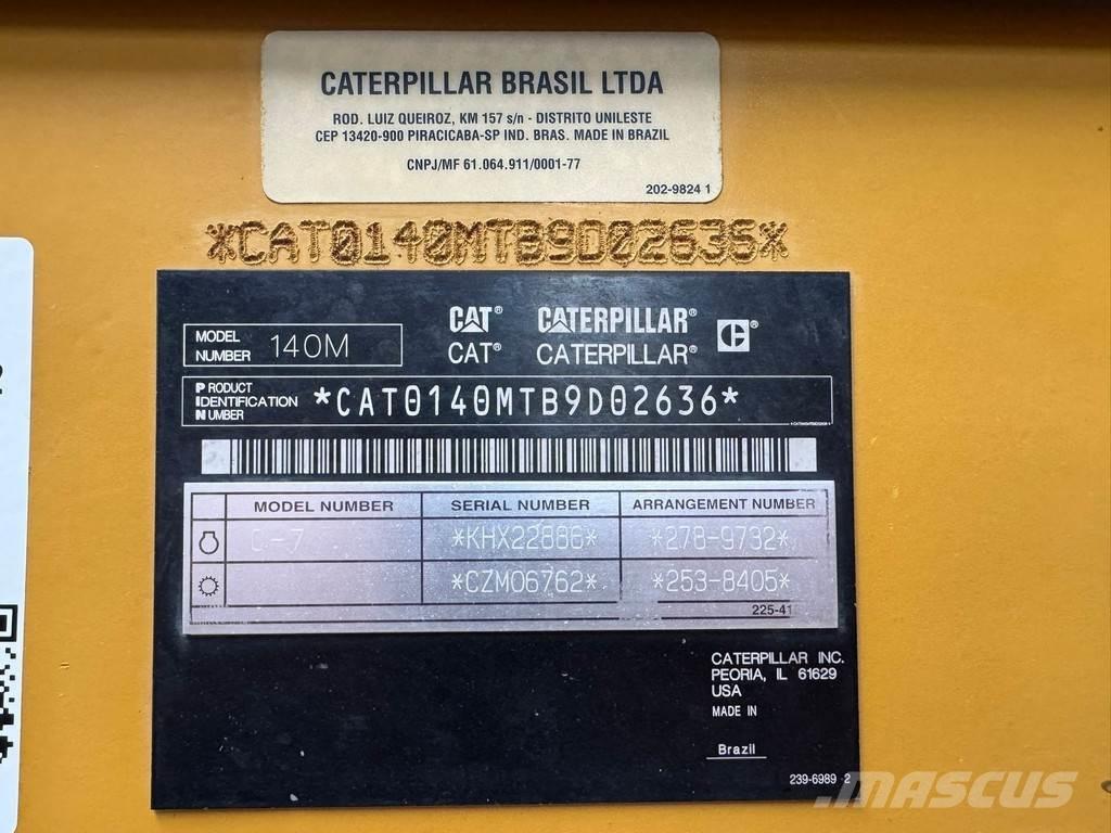 CAT 140M Grejdery