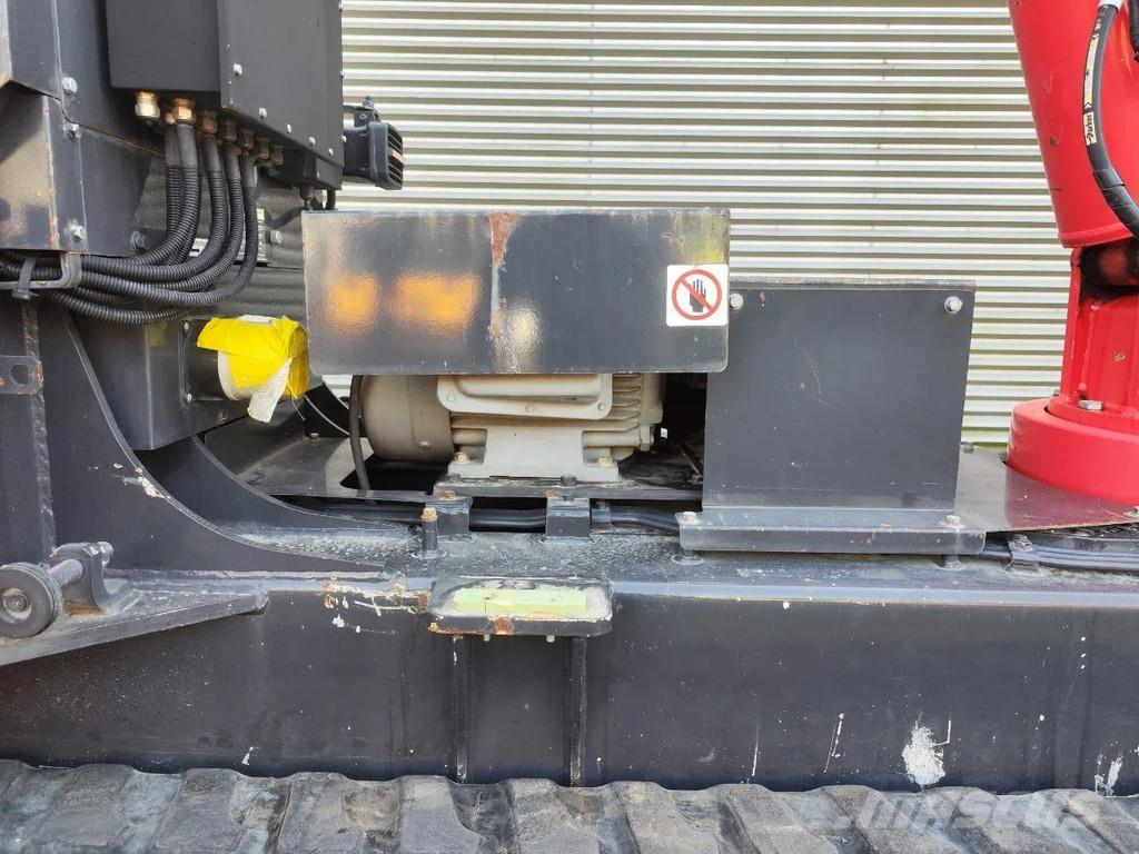 Unic URW 506 CDE Minižeriavy