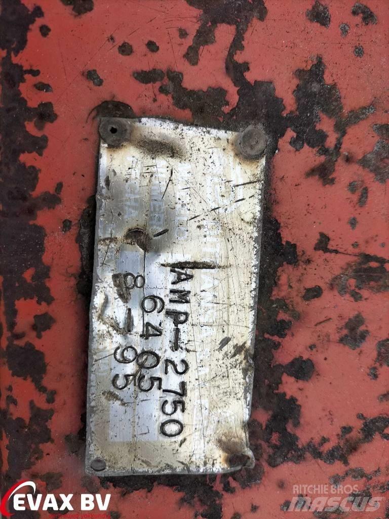 Agrator AMP 2750 Ďalšie stroje na spracovanie pôdy a príslušenstvo
