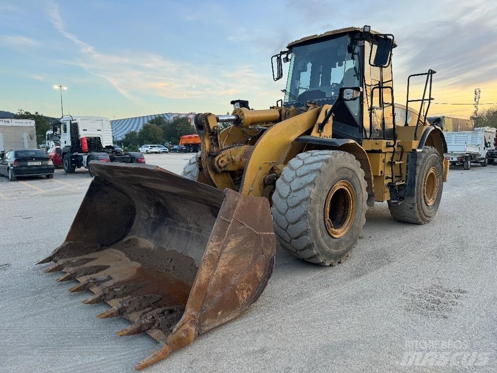 CAT 950H Kolesové nakladače