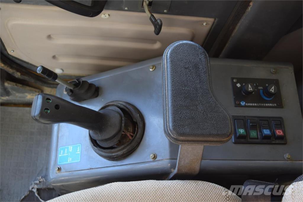 SDLG LG 918 Kolesové nakladače